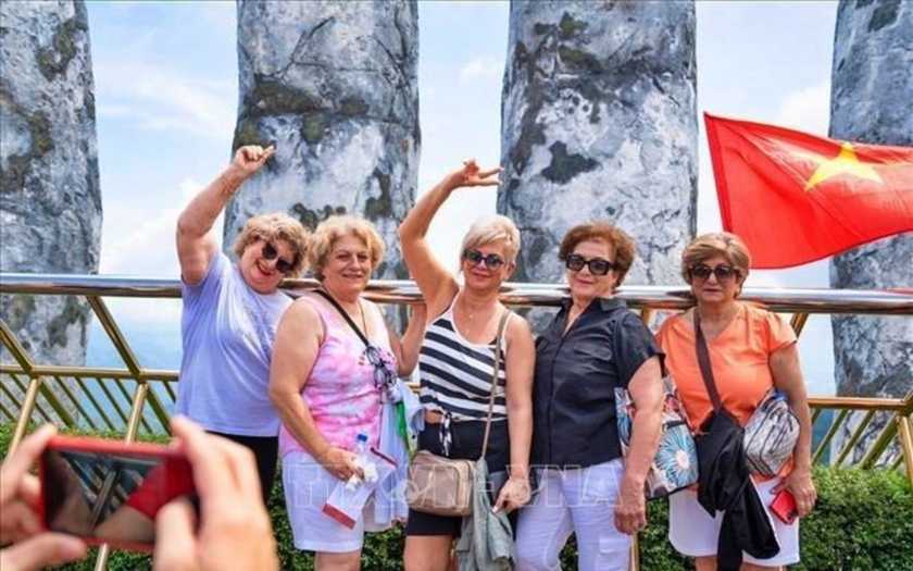 Ấn tượng Đà Nẵng và tour "khám phá 2 quốc gia châu Á đáng nhớ" Việt Nam - Campuchia - Ảnh 1.