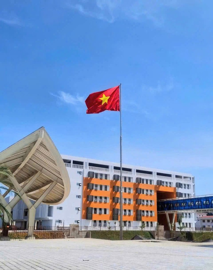 Lãnh đạo tỉnh Lào Cai kiểm tra trường lớp chuẩn bị khai giảng năm học mới  - Ảnh 3.