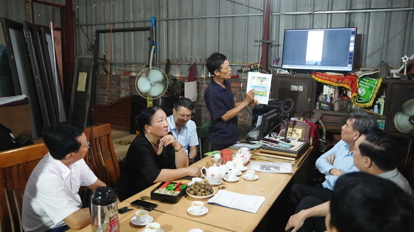 Đoàn công tác Giải thưởng Nhân tài Đất Việt 2025 khảo sát công trình cảnh báo lũ tại Bắc Ninh - Ảnh 2.