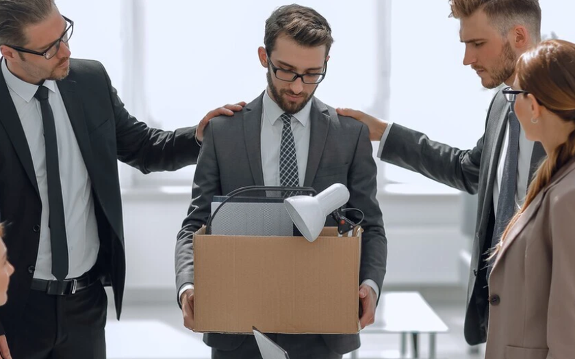 Dự thảo Luật Việc làm sửa đổi đang đề xuất bãi bỏ đề xuất loại người lao động sa thải khỏi đối tượng nhận trợ cấp thất nghiệp. Ảnh minh hoạ: IT Dự thảo Luật Việc làm sửa đổi đang đề xuất bãi bỏ đề xuất loại người lao động sa thải khỏi đối tượng nhận trợ cấp thất nghiệp. Ảnh minh hoạ: IT