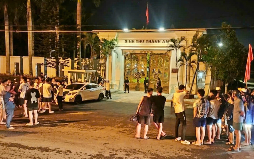 Khám xét nơi làm việc của ông Cao Tiến Đoan, Chủ tịch HĐQT, Tổng Giám đốc Công ty TNHH bất động sản Đông Á - Ảnh 2.