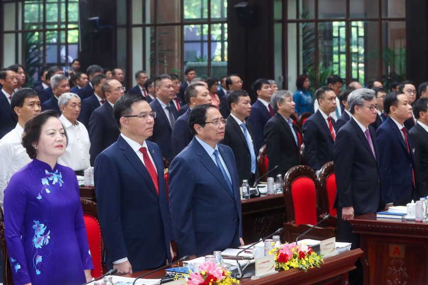 Phát triển Petrovietnam tiên phong trong chuyển dịch năng lượng và tăng trưởng xanh - Ảnh 1.