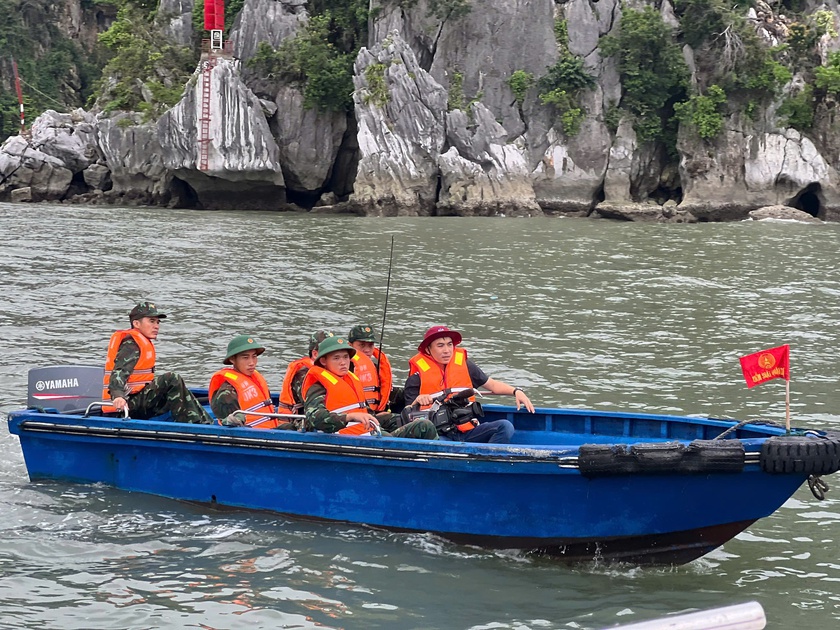 Quảng Ninh: Bộ Chỉ huy quân sự tỉnh tổ chức tuần tra 24h hằng ngày trên Vịnh Hạ Long - Ảnh 3.
