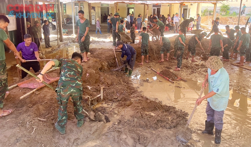 Câu chuyện núi bùn vượt đầu người giữa trường học Bắc Lý 2 cô lập - Ảnh 9.