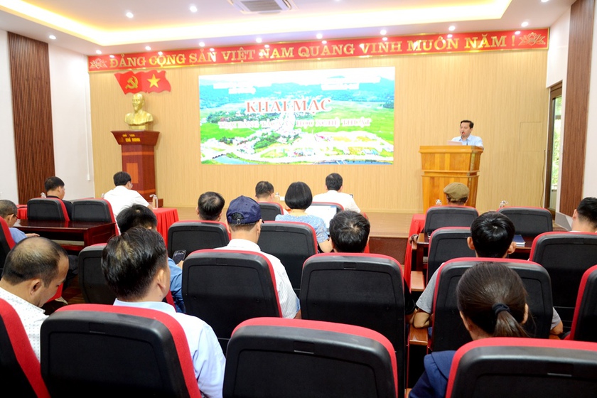 Lào Cai mở trại sáng tác văn học, nghệ thuật đầu tiên về xã Võ Lao, sau khi vận hành chính quyền 2 cấp - Ảnh 1.