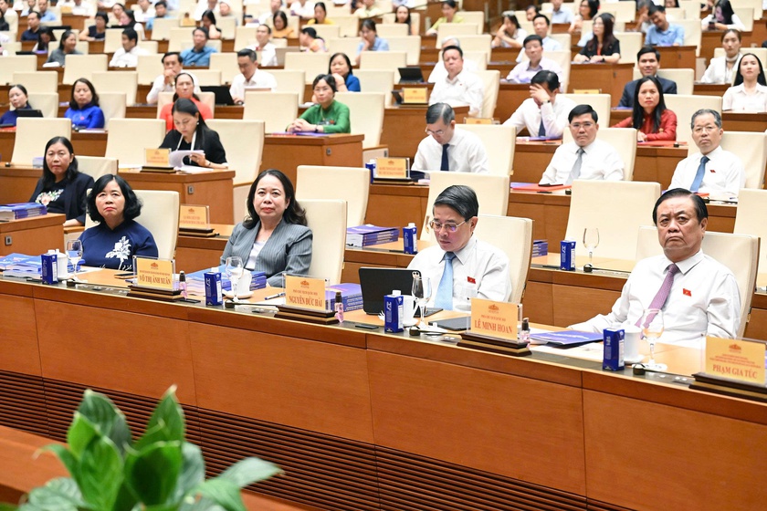 Tổng Bí thư Tô Lâm cùng gần 11.000 đại biểu dự Hội nghị chuyên đề “Bình dân học vụ số - Quốc hội số” - Ảnh 4.
