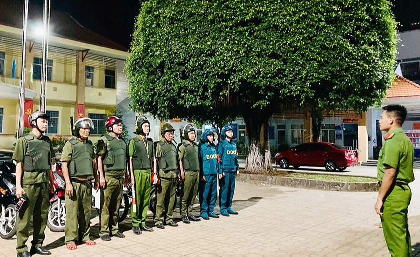 Người có hành vi bạo lực gia đình sẽ bị công an xã giám sát - Ảnh 1.