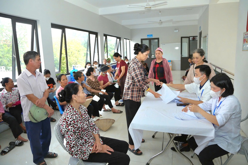 Một xã tại Hà Nội khám sức khỏe miễn phí cho 60.000 người dân đến hết tháng 10/2025 - Ảnh 2.