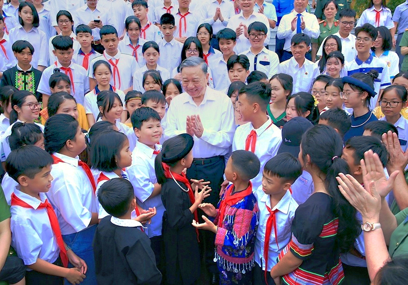 Quán triệt toàn quốc Nghị quyết 71 về đột phá phát triển giáo dục và đào tạo và 3 Nghị quyết quan trọng khác - Ảnh 1.