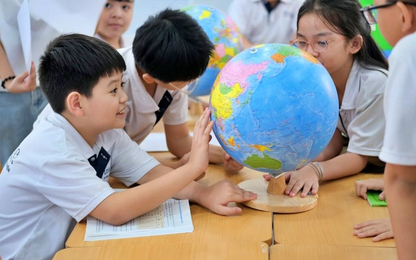 Khốn khổ vì thời khoá biểu - Ảnh 1.