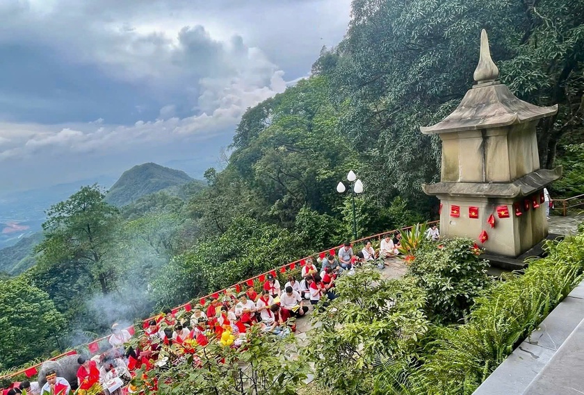 Quảng Ninh hút khách dịp Quốc khánh 2/9 - Ảnh 2.