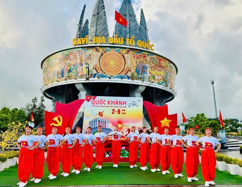 Quảng Ninh hút khách dịp Quốc khánh 2/9 - Ảnh 10.