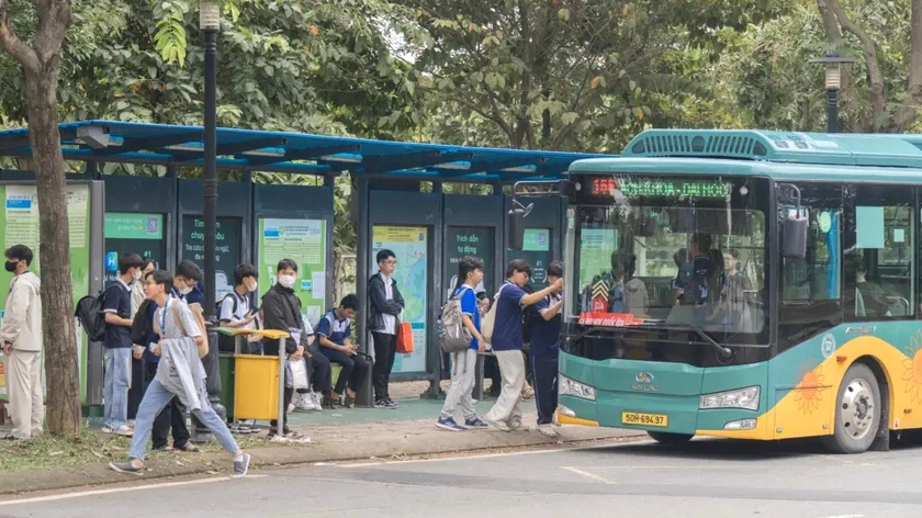 Điều chỉnh và tăng cường tuyến xe buýt từ Đại học quốc gia Thành phố Hồ Chí Minh đến Biên Hòa - Ảnh 1.