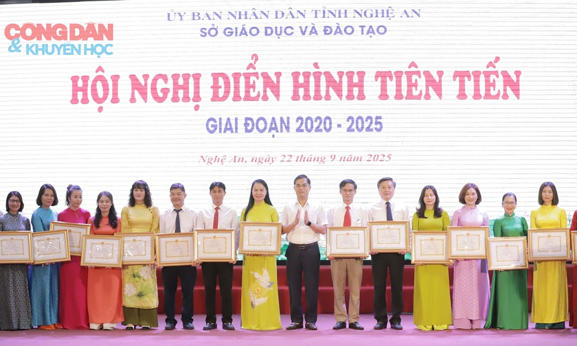 Khen thưởng 87 giáo viên, tập thể điển hình tiên tiến ở Nghệ An - Ảnh 5.