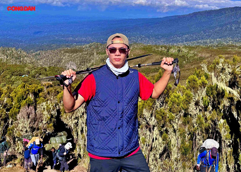 Đường lên đỉnh Kilimanjaro: Lời thì thầm từ "Nóc nhà châu Phi" - Ảnh 10.