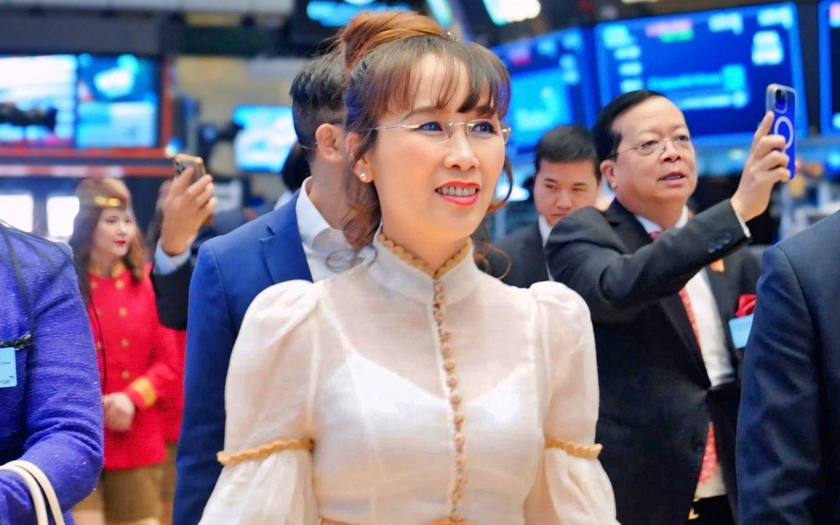 Chủ tịch Vietjet Nguyễn Thị Phương Thảo thăm Sàn giao dịch chứng khoán New York gây chú ý - Ảnh 2.