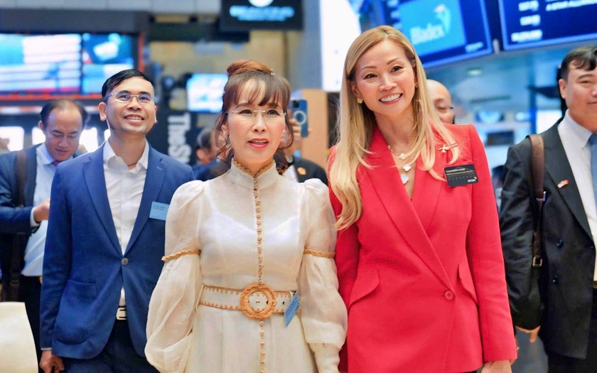 Chủ tịch Vietjet Nguyễn Thị Phương Thảo thăm Sàn giao dịch chứng khoán New York gây chú ý - Ảnh 3.