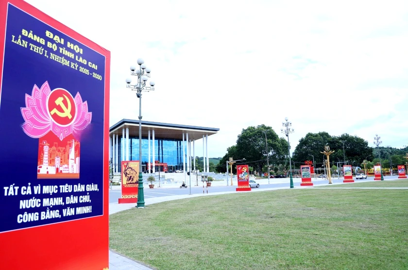 Ứng dụng mạnh mẽ chuyển đổi số và công nghệ AI trong Đại hội đại biểu Đảng bộ tỉnh Lào Cai lần thứ I - Ảnh 5.