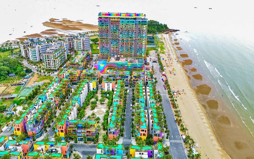 Đa dạng sản phẩm du lịch góp phần thúc đẩy ngành công nghiệp "không khói" Thanh Hoá phát triển - Ảnh 1.