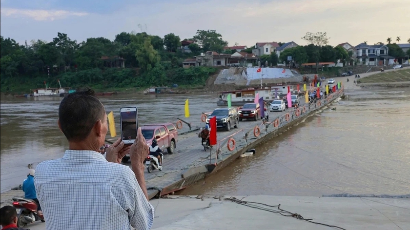 Khánh thành cầu Phong Châu mới trước 3 tháng so với kế hoạch - Ảnh 4.