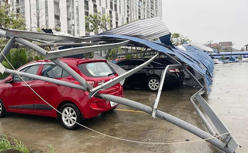 Hàng chục trường học, cơ sở y tế Nghệ An bị thiệt hại nặng nề sau bão - Ảnh 5.