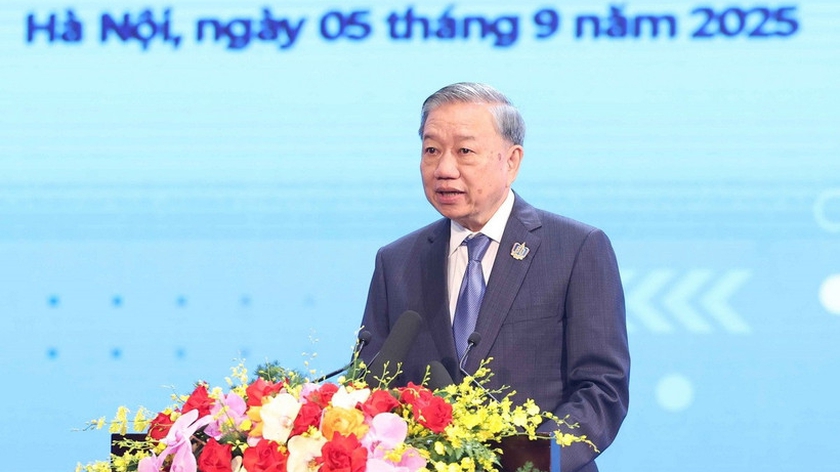 Phát biểu của Tổng Bí thư Tô Lâm tại Lễ kỷ niệm 80 năm truyền thống ngành Giáo dục và khai giảng năm học mới - Ảnh 1.