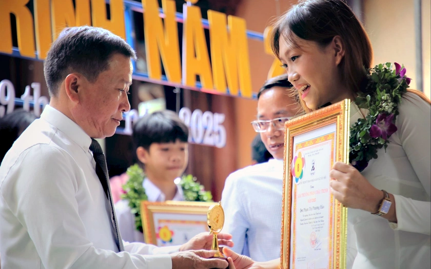 Đà Nẵng trao Giải thưởng Phan Châu Trinh cho 76 cá nhân xuất sắc - Ảnh 3.