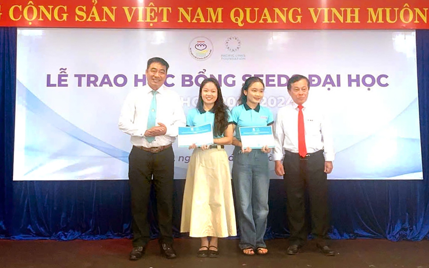 Chương trình SEEDS chắp cánh ước mơ học sinh, sinh viên nghèo tại Đà Nẵng - Ảnh 2.
