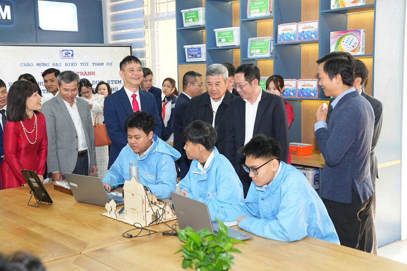 3 trường học tại Hải Phòng có Phòng thực hành giáo dục STEM - Ảnh 1.