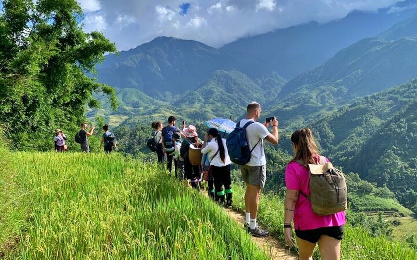 Lisa Blackpink lan toả vai tr&ograve; Đại sứ trong bộ phim quảng b&aacute; du lịch Th&aacute;i Lan 2026 - Ảnh 9.