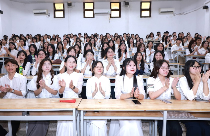 Trường Đại học Sư phạm H&agrave; Nội điều chỉnh loạt tổ hợp x&eacute;t bằng điểm thi đ&aacute;nh gi&aacute; năng lực- Ảnh 1.