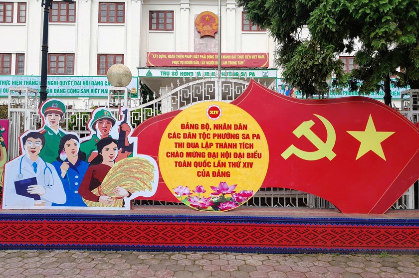 L&agrave;o Cai rực rỡ cờ hoa ch&agrave;o mừng Đại hội Đảng to&agrave;n quốc lần thứ XIV - Ảnh 7.