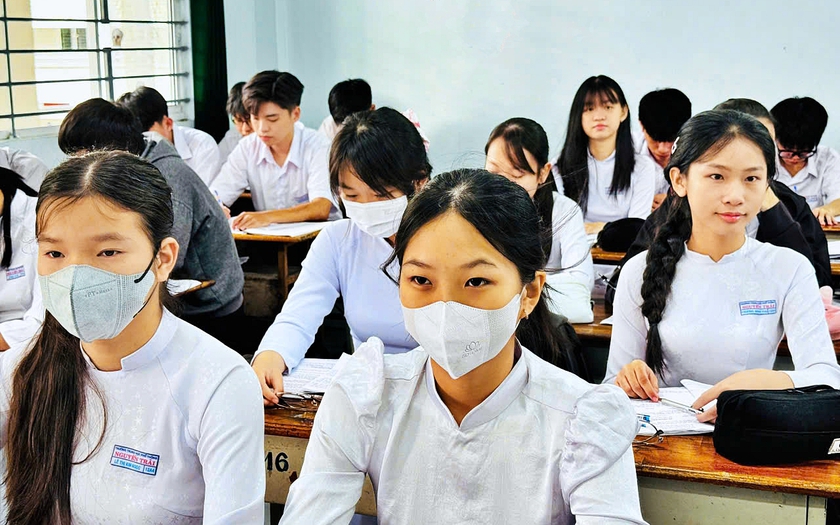 S&aacute;ch gi&aacute;o khoa điện tử th&uacute;c đẩy chuyển đổi số trong gi&aacute;o dục - Ảnh 1.