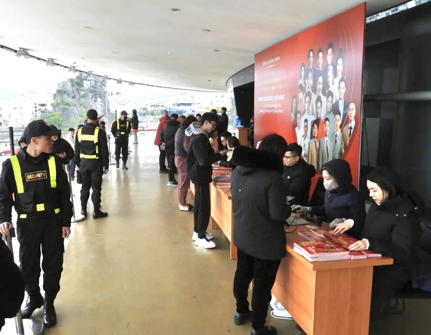 Quảng Ninh sẵn s&agrave;ng cho concert quy m&ocirc; lớn mừng Đại hội XIV của Đảng - Ảnh 2.