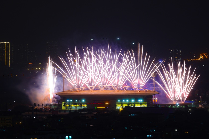 Đại nhạc hội kết hợp pháo hoa hoành tráng chưa từng có mừng thành công Đại hội Đảng lần thứ XIV- Ảnh 3. Đại nhạc hội kết hợp pháo hoa hoành tráng chưa từng có mừng thành công Đại hội Đảng lần thứ XIV- Ảnh 3.