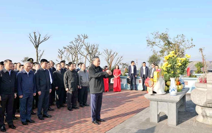 Tổng B&iacute; thư T&ocirc; L&acirc;m động vi&ecirc;n, ch&uacute;c Tết c&ocirc;ng nh&acirc;n ng&agrave;nh Than - Ảnh 1.