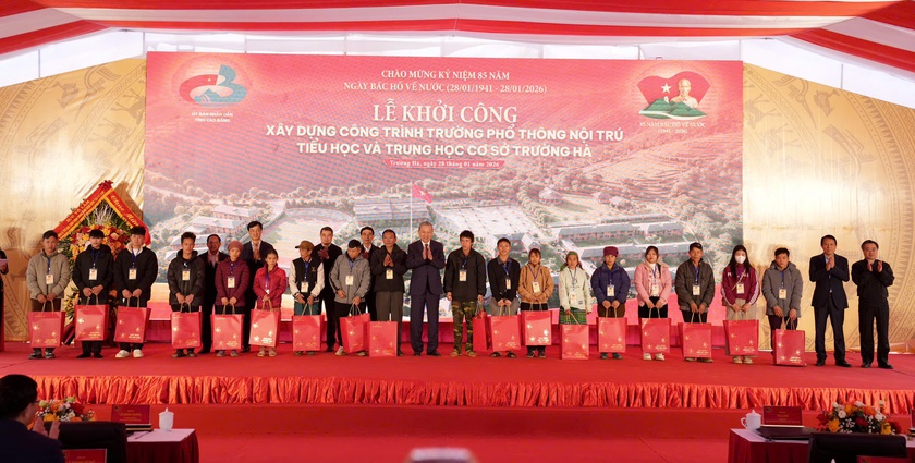 Tổng Bí thư Tô Lâm dự Lễ khởi công xây dựng Trường Phổ thông nội trú Trường Hà (Cao Bằng) - Ảnh 6.