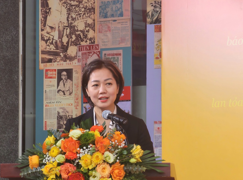 "Từ trang b&aacute;o đến trang sử", k&yacute; ức b&aacute;o ch&iacute; h&ograve;a c&ugrave;ng m&ugrave;a xu&acirc;n d&acirc;n tộc - Ảnh 5.