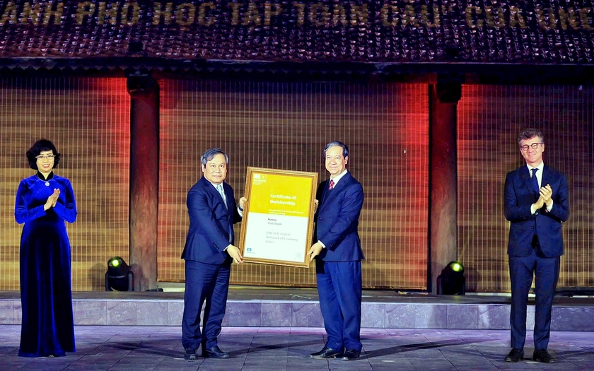 Hà Nội đón nhận danh hiệu "Thành phố học tập toàn cầu" của UNESCO - Ảnh 1.