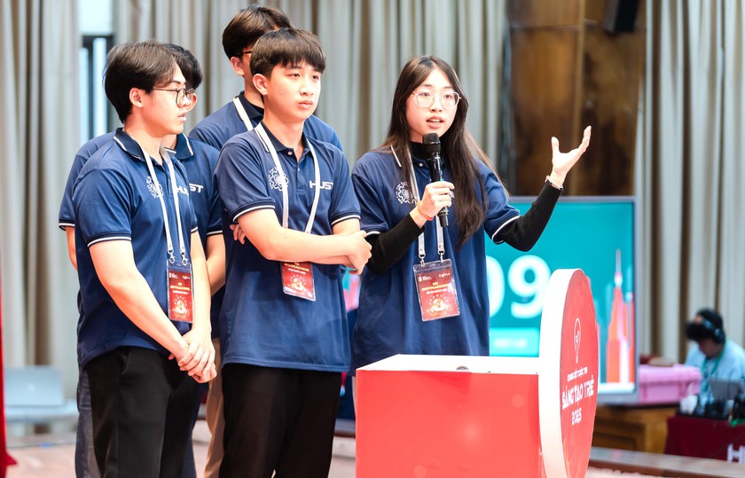 Sẵn s&agrave;ng cho kỳ thi ri&ecirc;ng của 2 trường đại học lớn nhất miền Bắc - Ảnh 1.