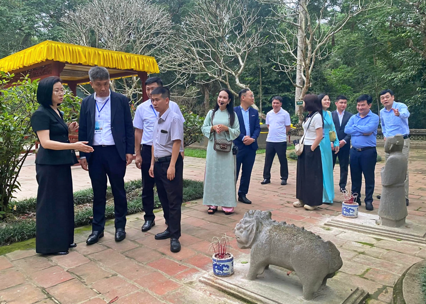 Lễ hội Lam Kinh (Thanh Ho&aacute;) 2026: Hơn 600 năm &acirc;m vang "h&ugrave;ng thi&ecirc;ng s&ocirc;ng n&uacute;i" - Ảnh 2.