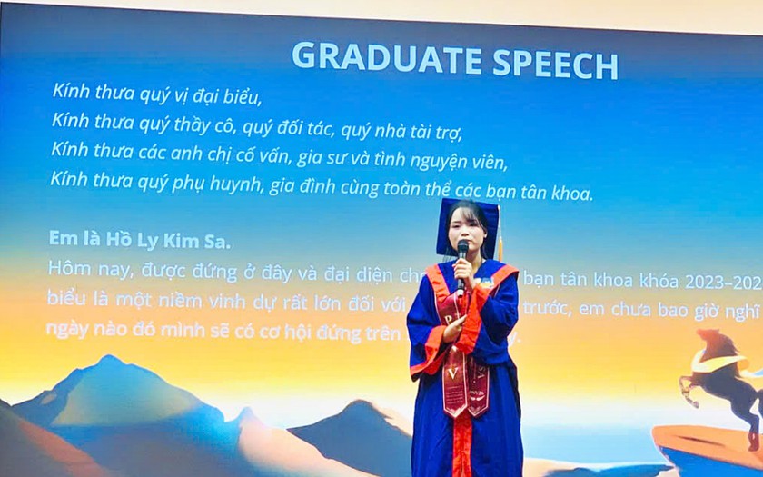 Trường Cao đẳng Đ&agrave; Nẵng trao bằng tốt nghiệp cho 41 sinh vi&ecirc;n nghề c&ocirc;ng nghệ th&ocirc;ng tin kh&oacute;a 2023-2026 - Ảnh 3.