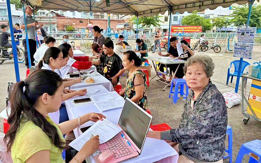 Thành phố Hồ Chí Minh vượt mốc 6 triệu lượt khám sức khỏe - Ảnh 1.