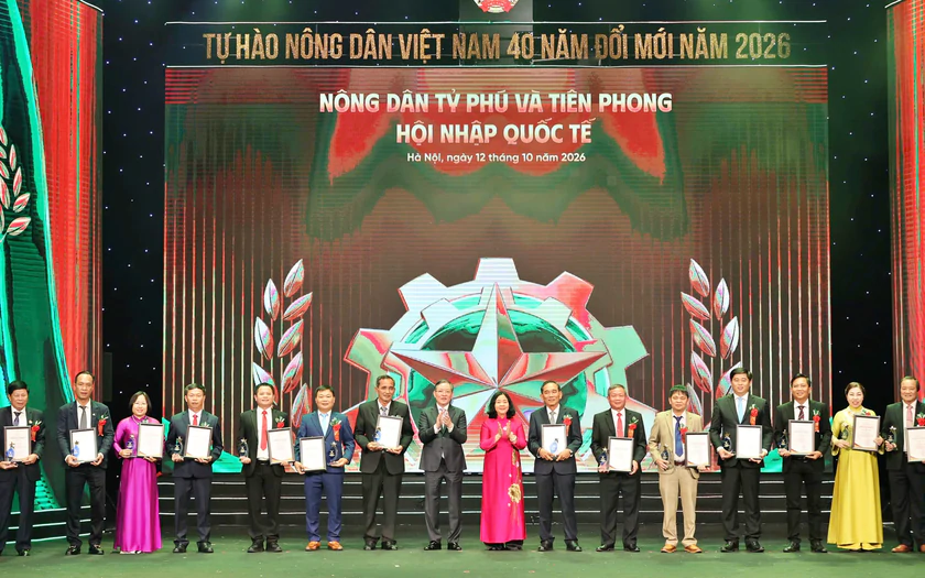 T&ocirc;n vinh 96 n&ocirc;ng d&acirc;n xuất sắc trong chuyển đổi số v&agrave; thương mại điện tử - Ảnh 3.