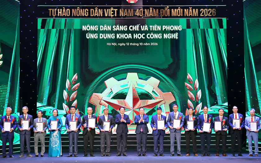 T&ocirc;n vinh 96 n&ocirc;ng d&acirc;n xuất sắc trong chuyển đổi số v&agrave; thương mại điện tử - Ảnh 4.