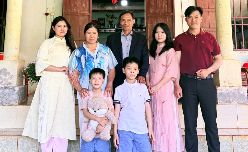 Sức sống của một m&ocirc; h&igrave;nh "Gia đ&igrave;nh học tập": Khi tri thức chiến thắng ngh&egrave;o kh&oacute; - Ảnh 1.