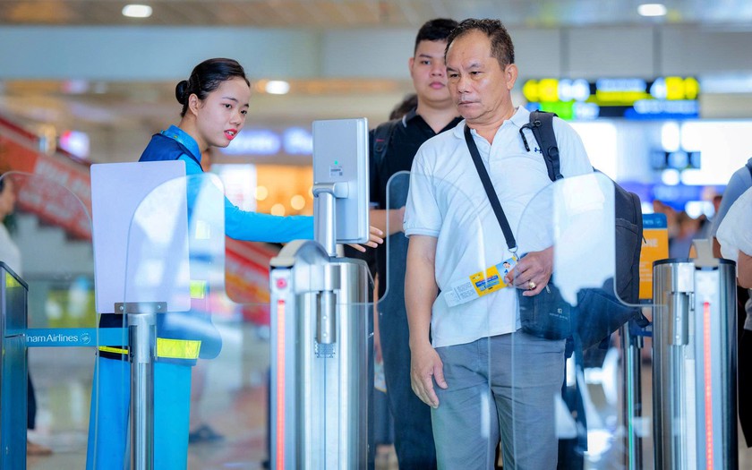 Đưa c&ocirc;ng nghệ trở th&agrave;nh cốt l&otilde;i trong khai th&aacute;c h&agrave;ng kh&ocirc;ng - Ảnh 1.