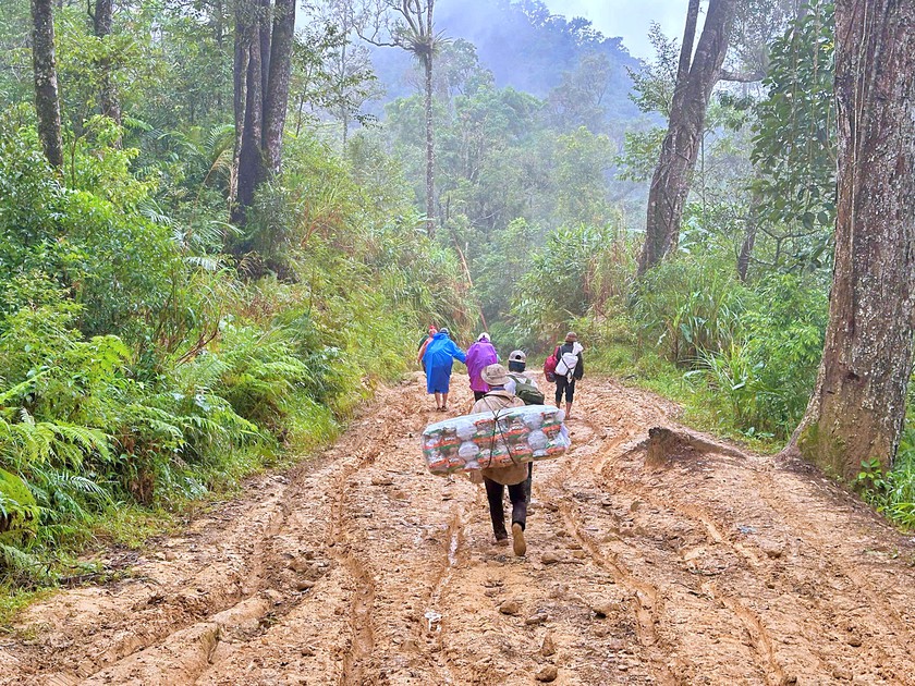 Từ “Bữa ăn 0 đồng”, “Phiên chợ 0 đồng” đến bài học về giá trị đồng tiền - Ảnh 8.