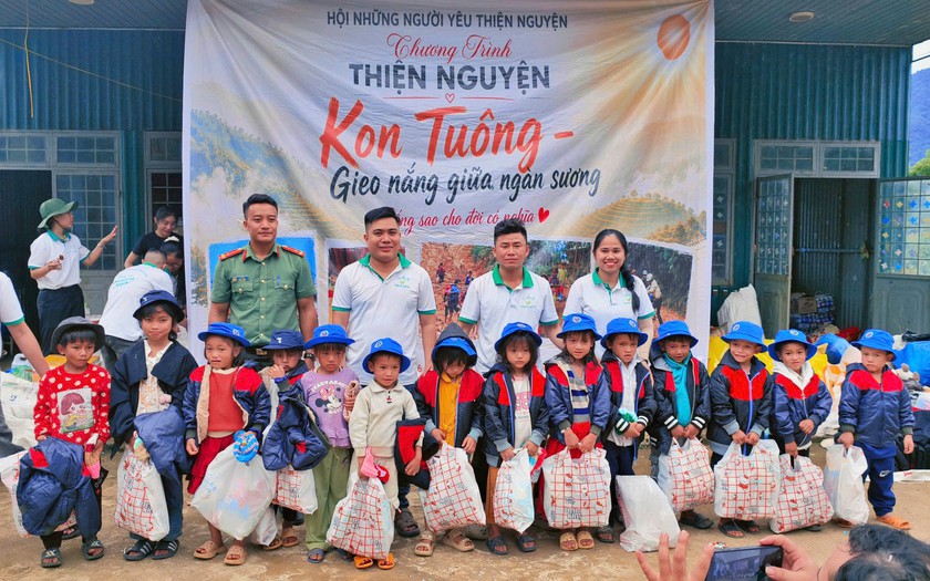 Từ “Bữa ăn 0 đồng”, “Phiên chợ 0 đồng” đến bài học về giá trị đồng tiền - Ảnh 7.