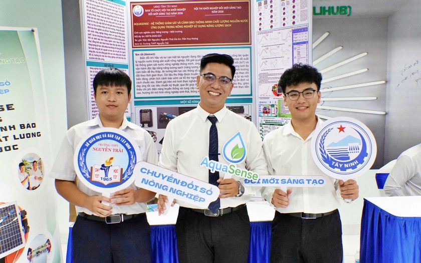 Thầy gi&aacute;o trẻ nhiệt huyết, s&aacute;ng tạo của qu&ecirc; hương T&acirc;y Ninh - Ảnh 2.